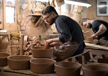 Dans l'Aude, la Poterie Not tourne rond depuis 1947