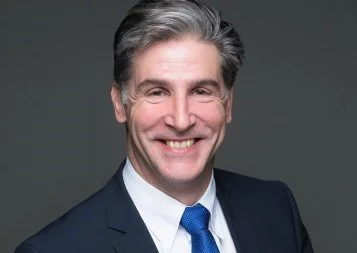 Paul Lauriac, directeur du développement, des partenariats et des services aux entreprises de Toulouse Business School et de son CFA