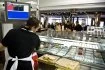 Préparés à la demande, pour conserver toute leur qualité en termes de goût, d'aspect, de texture et de chaleur, les produits élaborés sont placés dans le « bin ». Cette unité de transition permet de conserver le plat au chaud, entre 63 et 66 °C. 