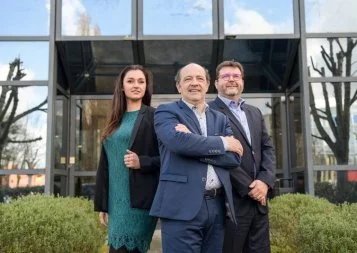 Au Boulot s'ouvre aussi aux profils cadres