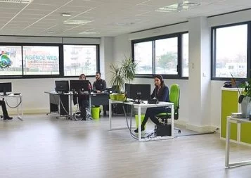 Web 6, l'agence internet qui ne connaît pas la crise