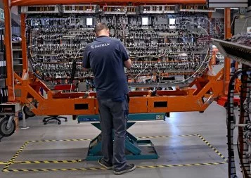 À Villemur-sur-Tarn, Safran tisse des câbles pour les avions