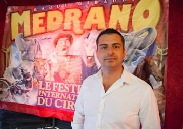 Toulouse. Le cirque Medrano en impose sur le marché des pistes aux étoiles