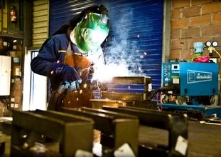 Conjoncture régionale : Industrie en légère hausse, services marchands en baisse 