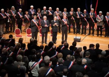 L'hommage des élus de l'agglomération toulousaine aux victimes des attentats de Paris