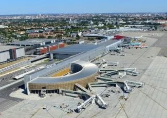 L'aéroport de Toulouse-Blagnac cédé à 49,9% aux investisseurs chinois