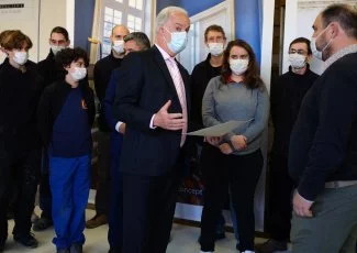 En Haute-Garonne, Alain Griset vante le savoir-faire français et labellise Application du Bois