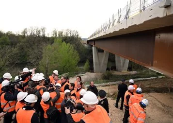Visite ministérielle sur le chantier à l'arrêt de l'A69 
