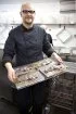Jean-Pierre Dujon Lombard, créateur de Criollo chocolatier, dans l'atelier de Saint-pierre-de-lages. Jean-Pierre Dujon Lombard, créateur de Criollo chocolatier, dans l'atelier de Saint-pierre-de-lages.