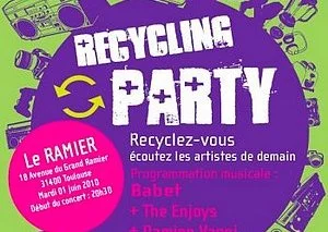 Un appareil électronique usagé contre une place de concert, le 1er juin