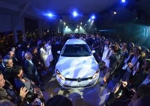 La société DBF ouvre à Toulouse la concession Volkswagen la plus grande de France