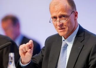 Airbus visé par des enquêtes pour corruption, Tom Enders dans la tourmente