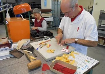 Graulhet. La société V'récuir récompensée pour sa maroquinerie de luxe