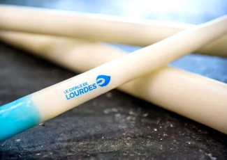 Face au Covid, le cierge de Lourdes cherche le salut dans le e-commerce