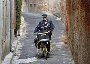 La Poste à la reconquête du terrain